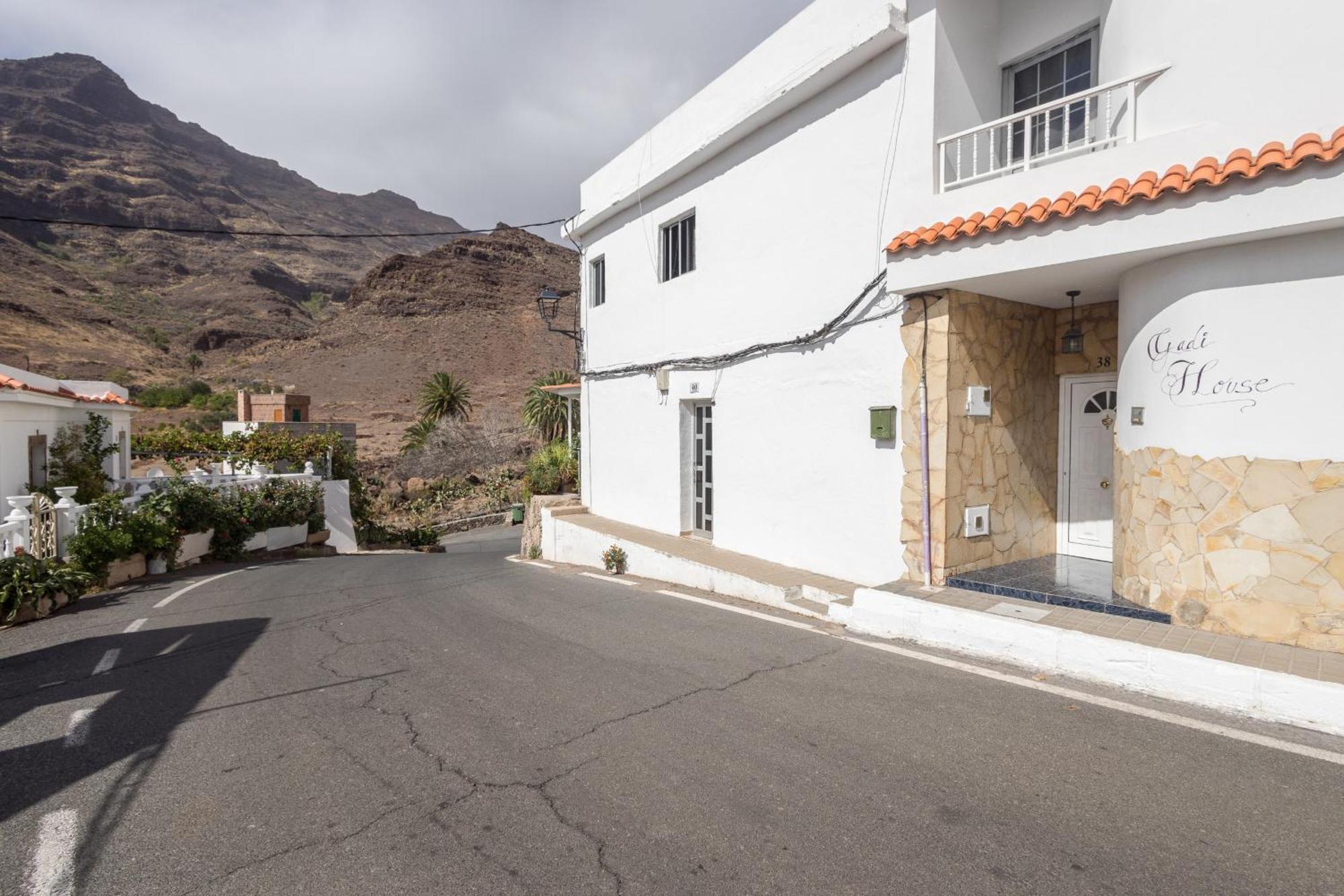 Lightbooking Gadi House Tasarte Terraza Y Barbacoa 외부 사진