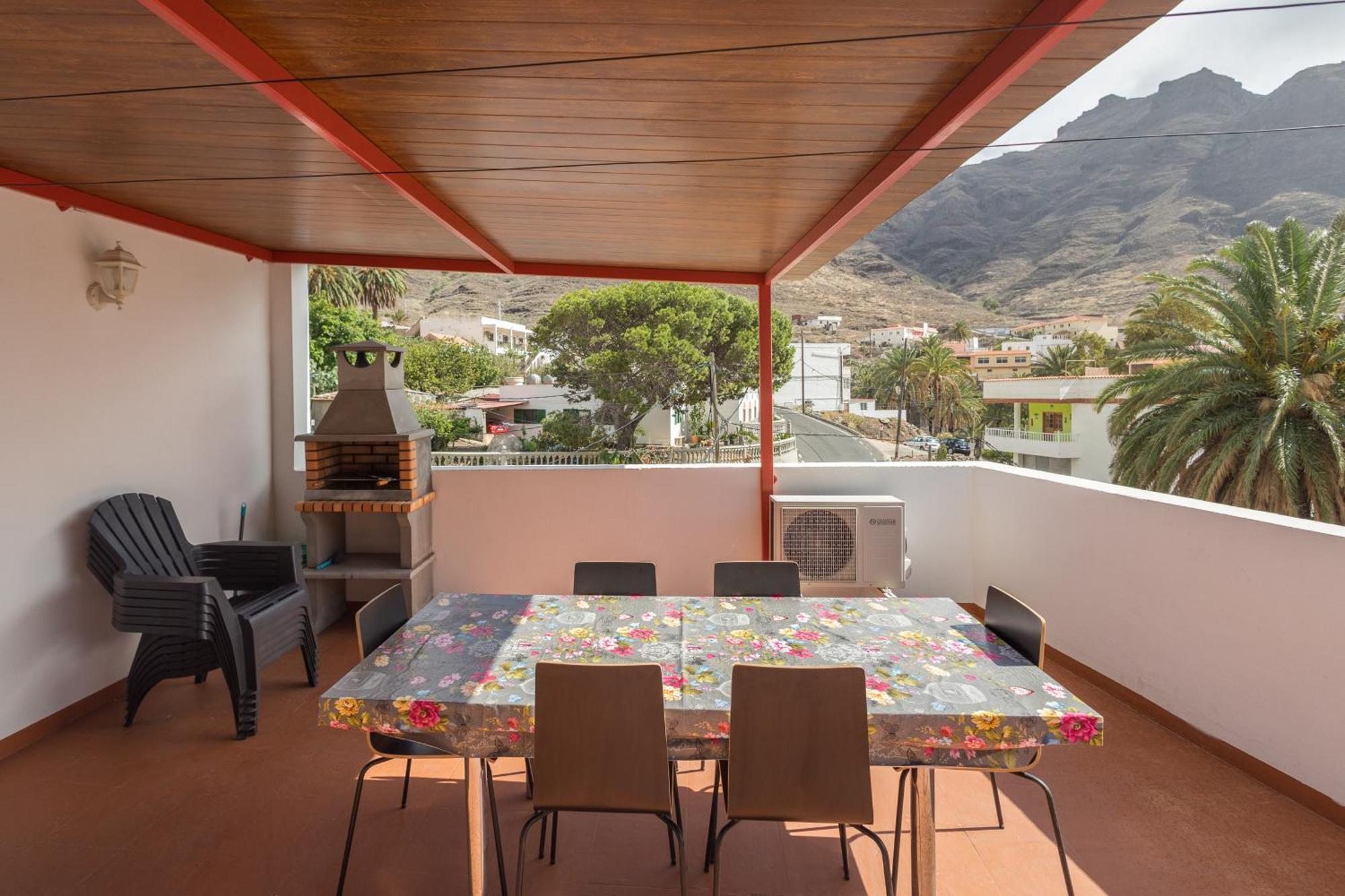Lightbooking Gadi House Tasarte Terraza Y Barbacoa 외부 사진