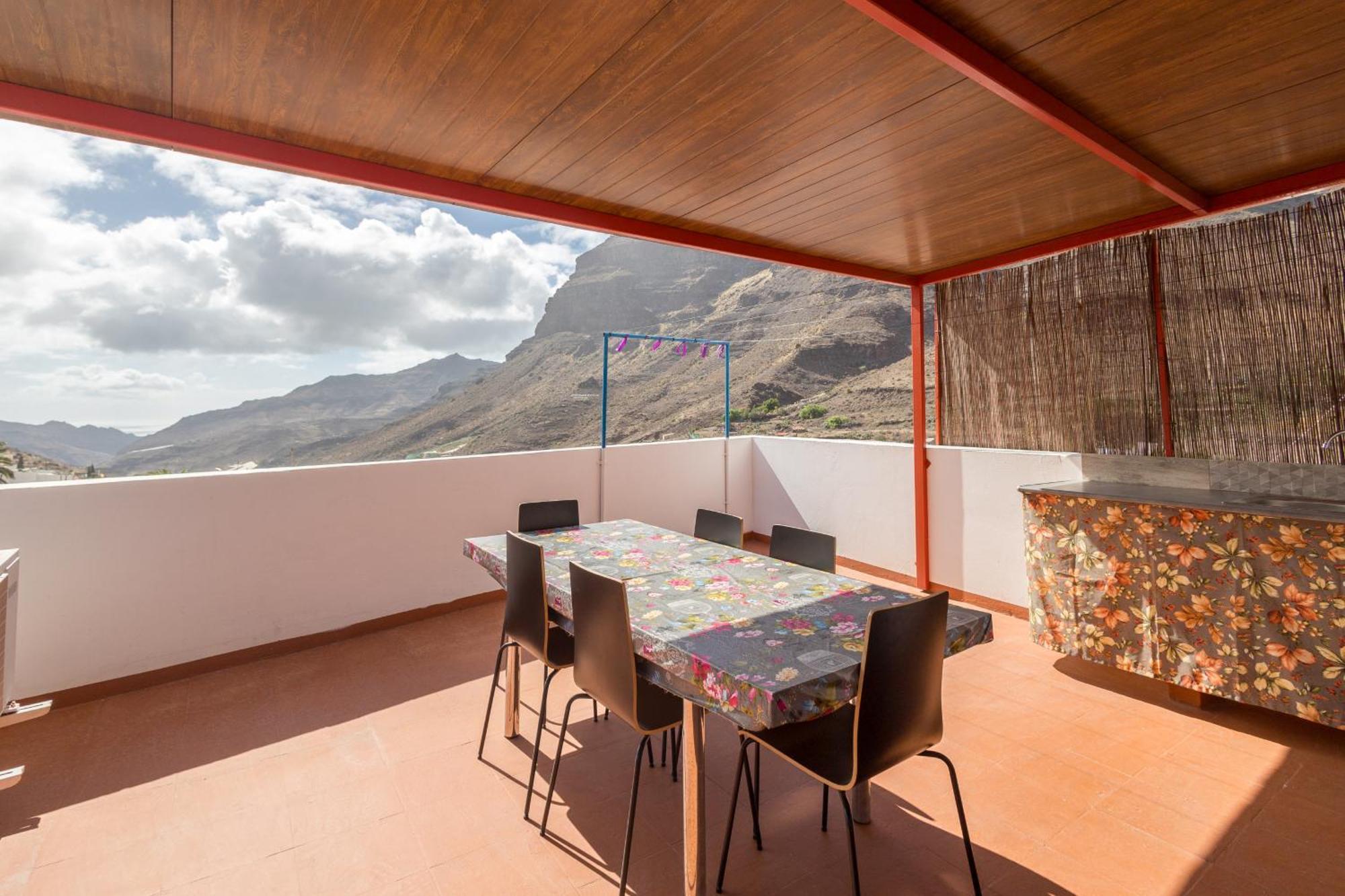 Lightbooking Gadi House Tasarte Terraza Y Barbacoa 외부 사진